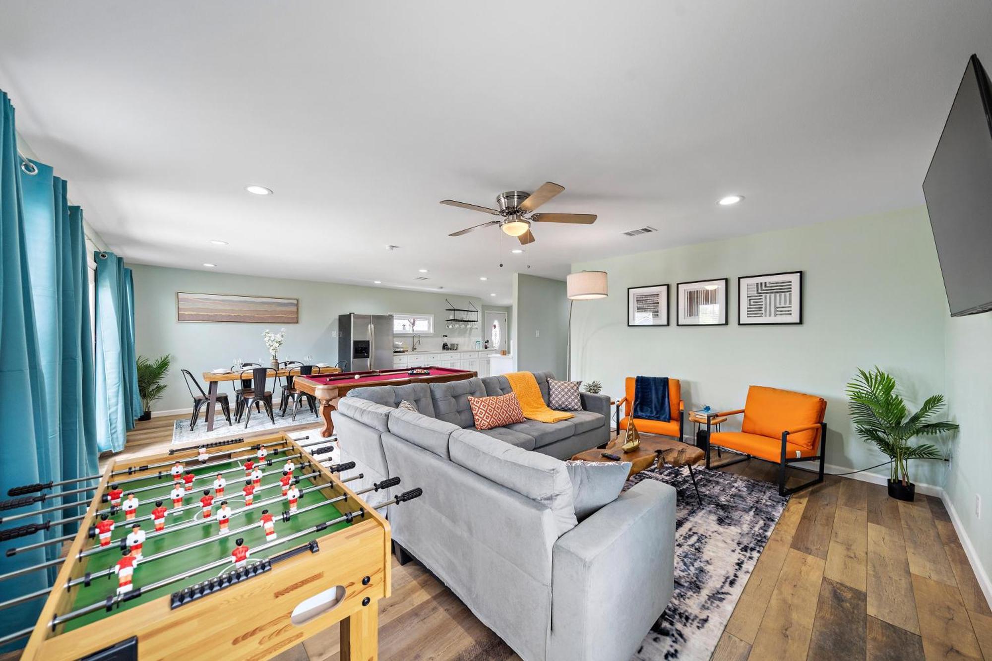 Nr Beach Pier Oasis Game Tables Yard Bbq Galveston Exterior photo